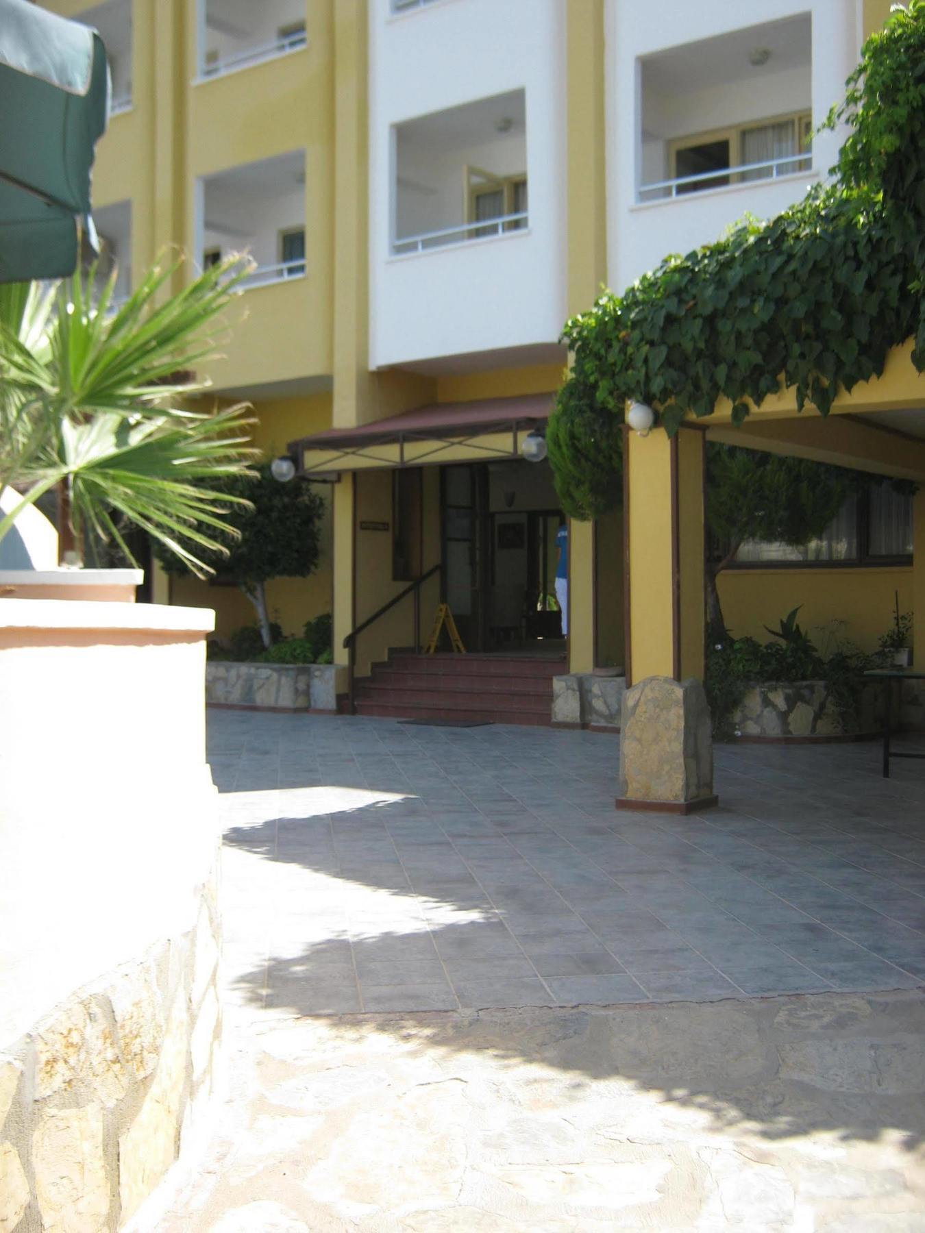 Oya Apartments Kusadası Extérieur photo